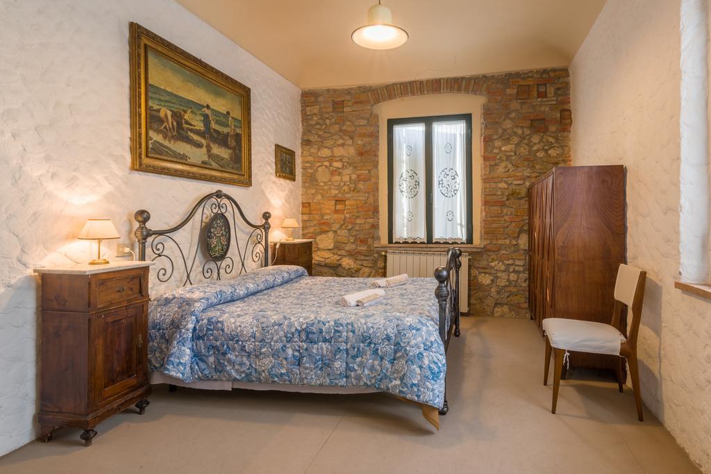 Agriturismo Santa Croce San Gimignano Pokój zdjęcie