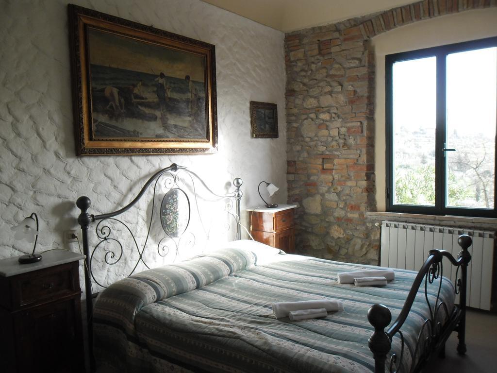 Agriturismo Santa Croce San Gimignano Pokój zdjęcie